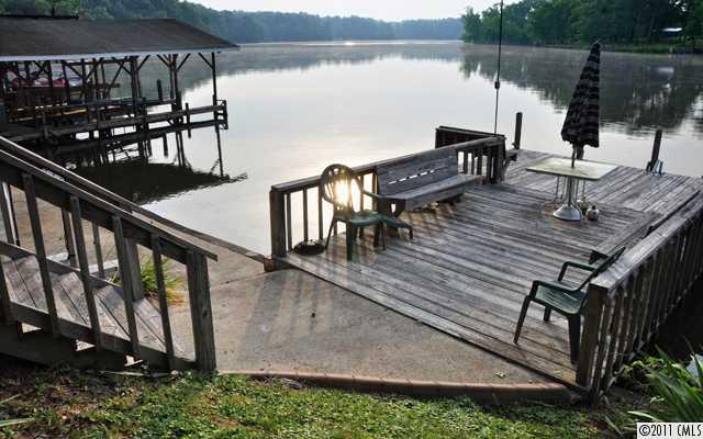 22278 Oakwood Road 4,5