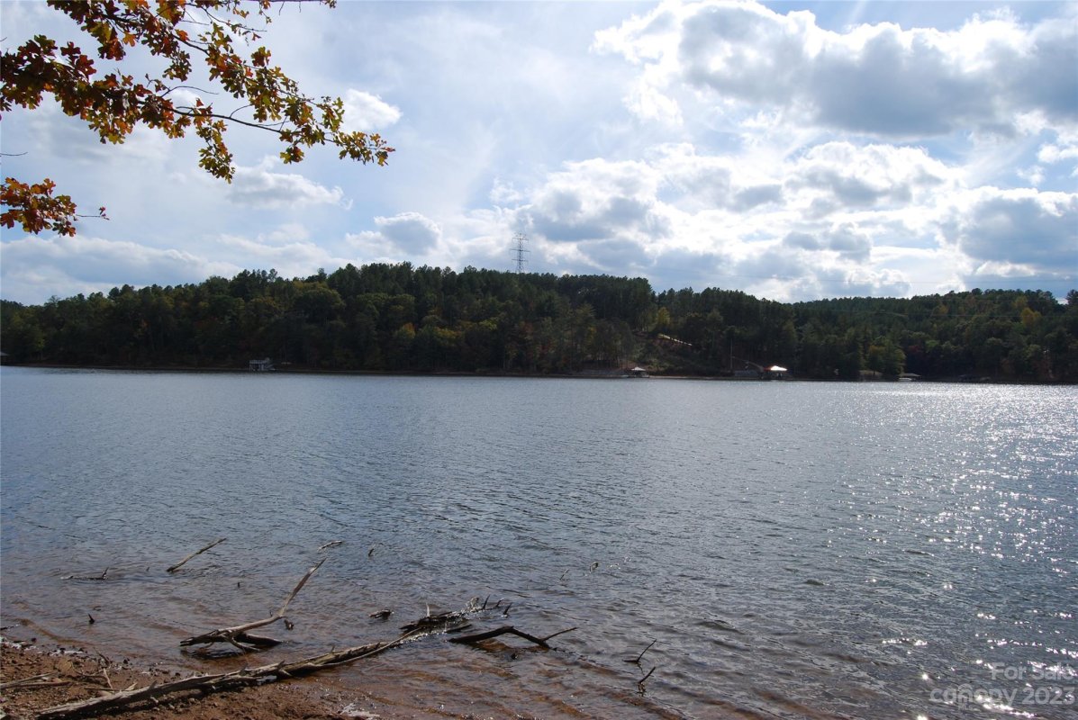 0000 Waters Edge Drive 48