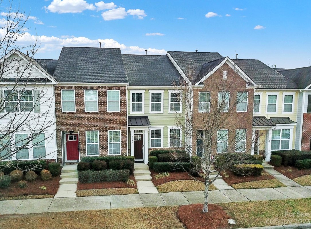 3236 Bending Birch Place