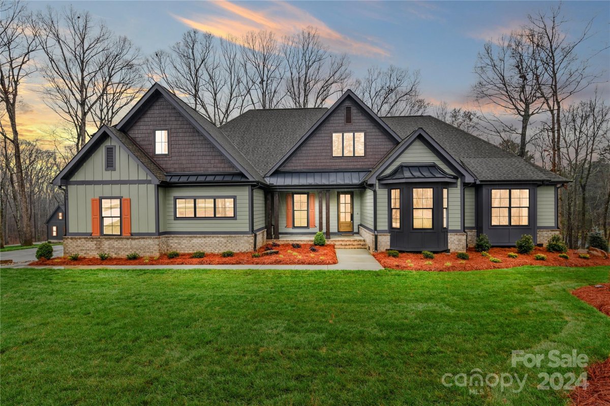 3940 Spring Drive