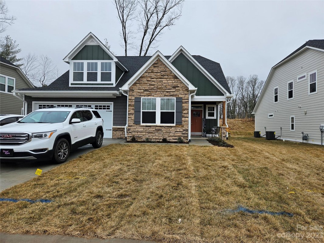 18 N Christie Court