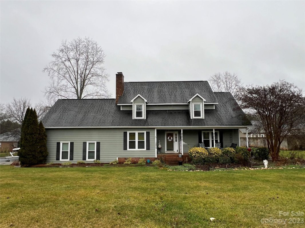 838 Deerfield Drive