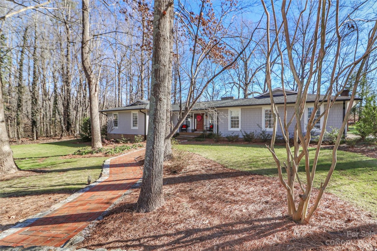 755 Saint Cloud Drive