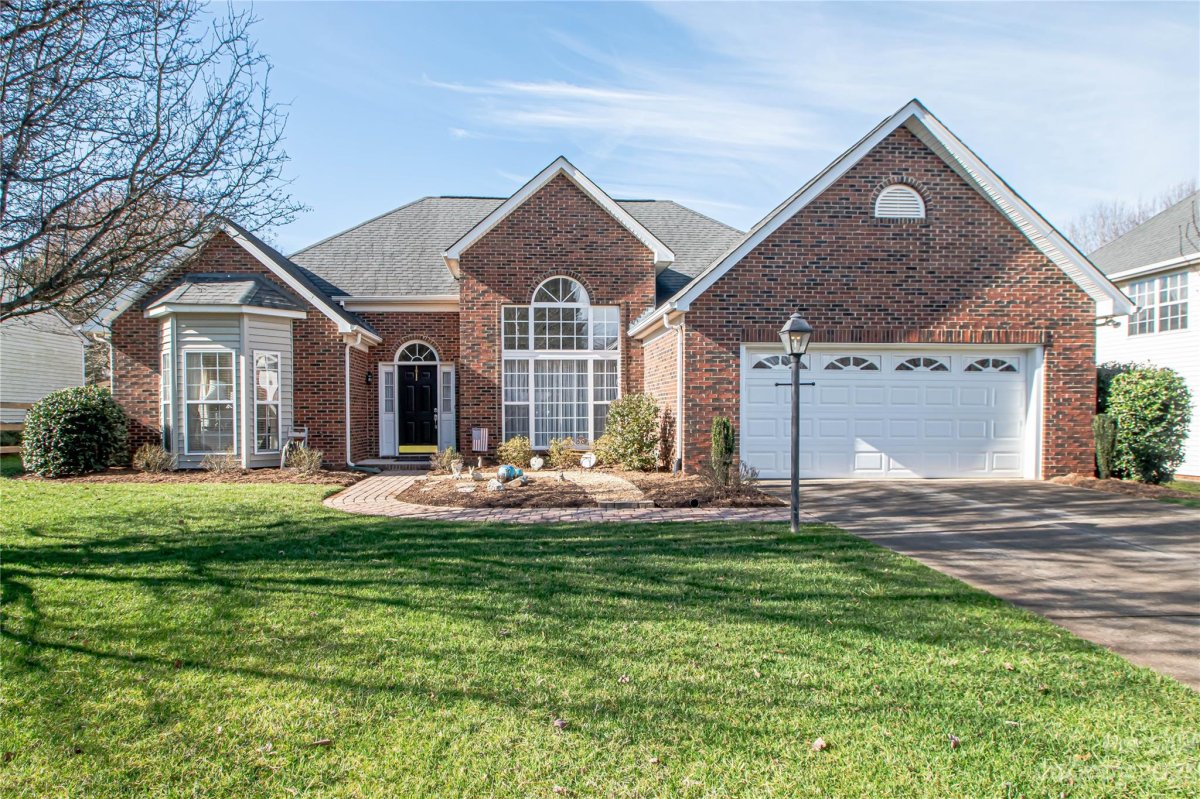 1616 Moonstone Drive