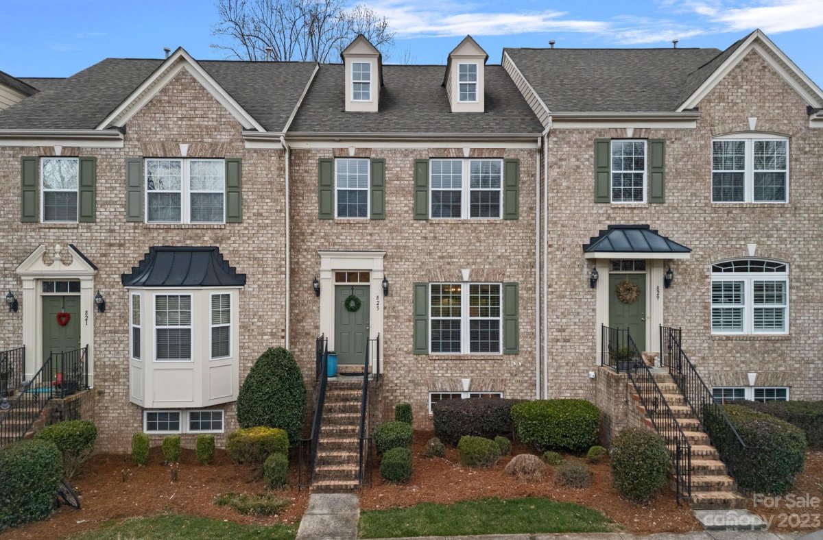 825 Kimbrough Court
