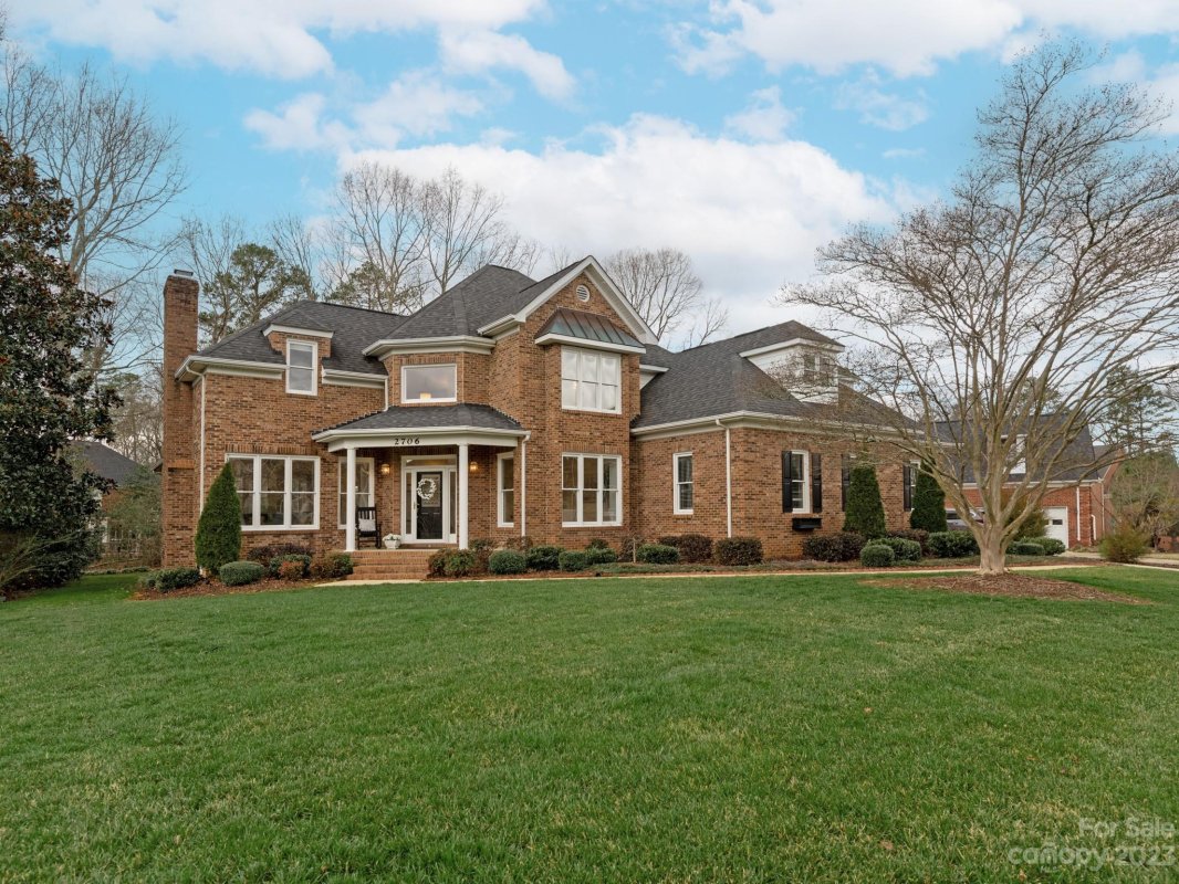 2706 Dogleg Court