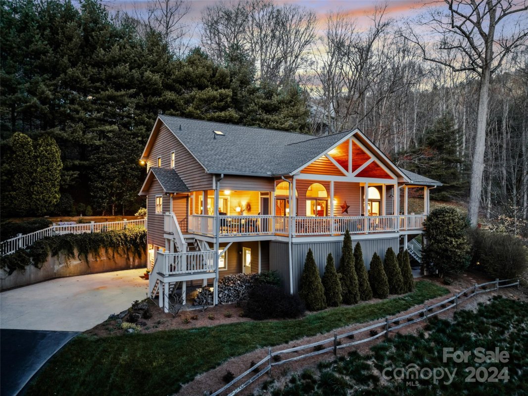 133 Sondley Parkway