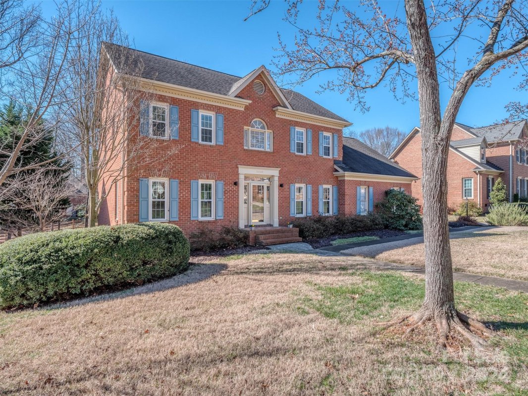 10100 Lampkin Way
