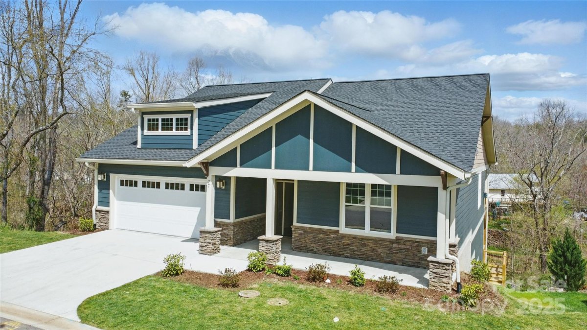 77 Creekside View Drive