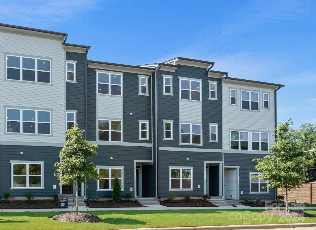 2047 Evolve Way