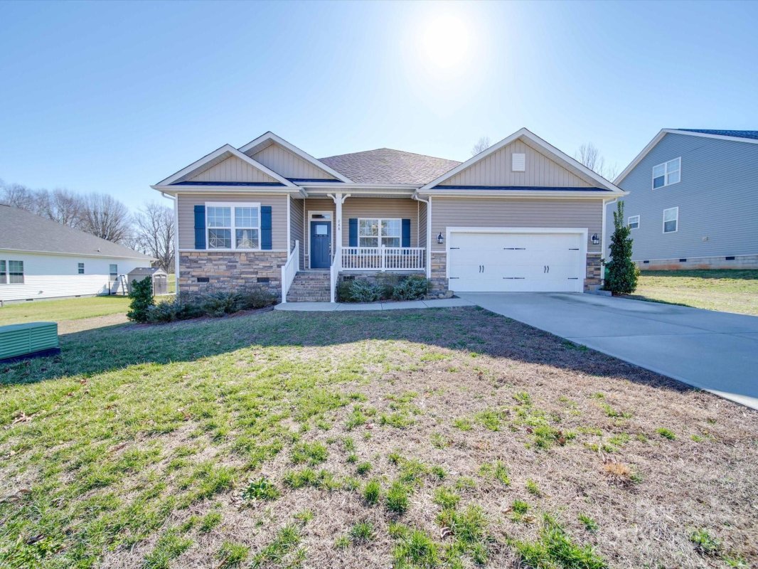 288 Jaida Lane