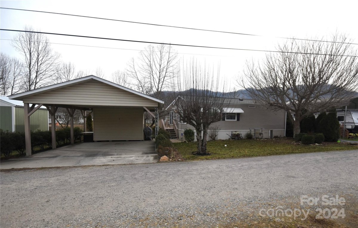 279 Mallard Loop