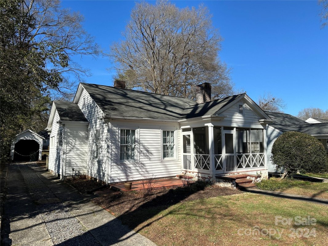 1306 Jackson Road