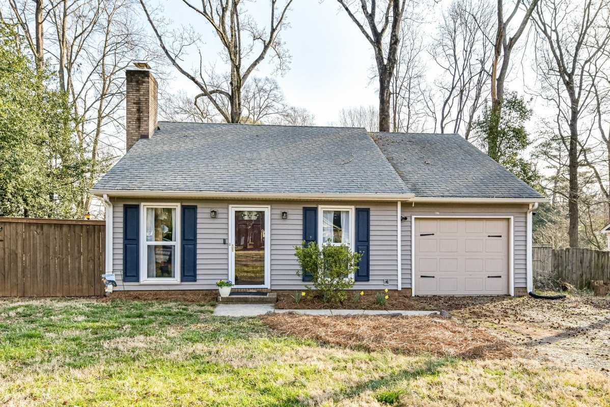 6714 Hickory Trace Drive