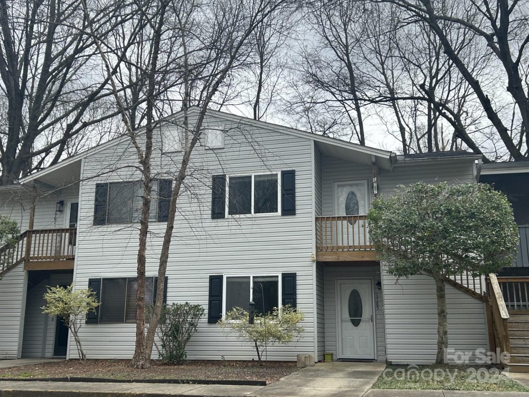 1787 Hunters Trail