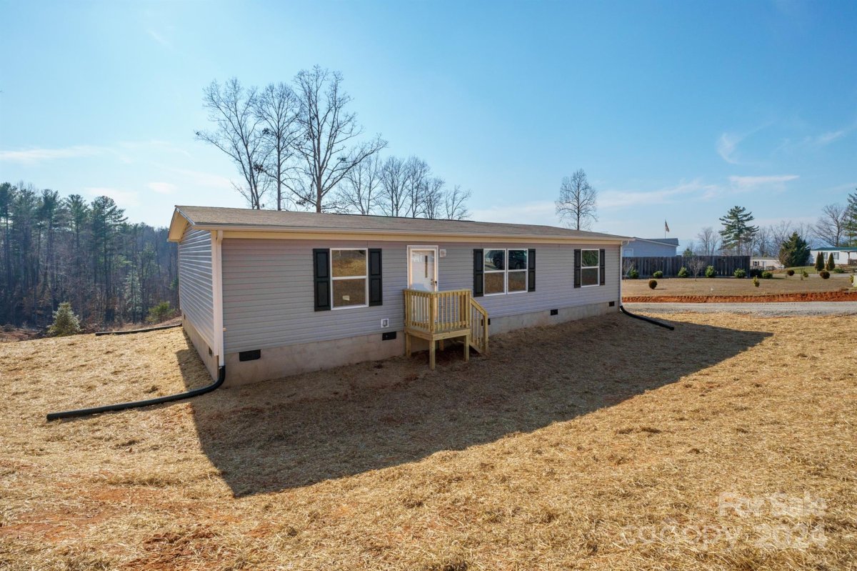 3891 Goshawk Drive