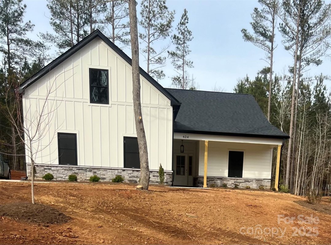 624 Sunset Pointe Drive 77
