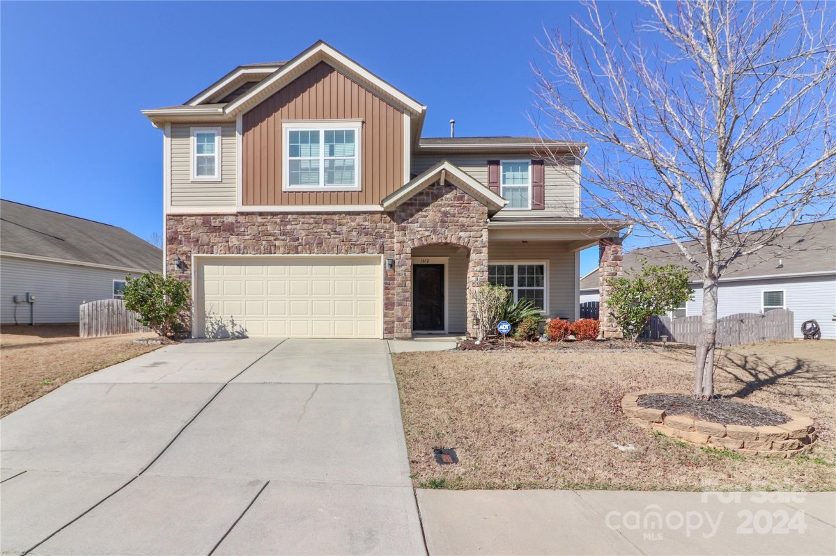 1612 Yellow Daisy Drive
