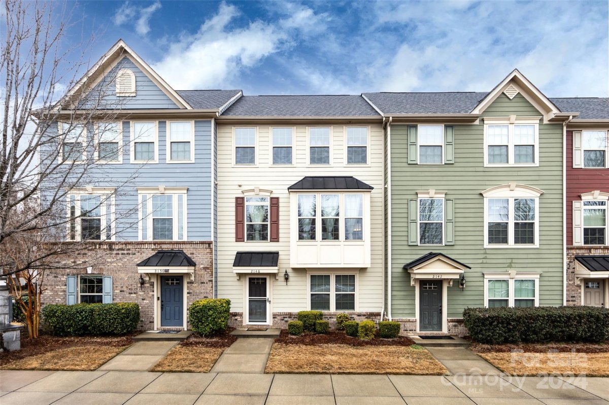 2146 Arbor Loop Drive
