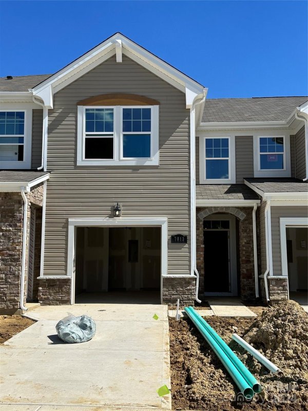 7013 Levelcross Lane 53 / 12