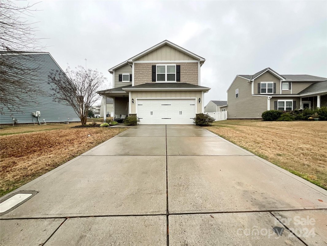 1005 Blue Stream Lane