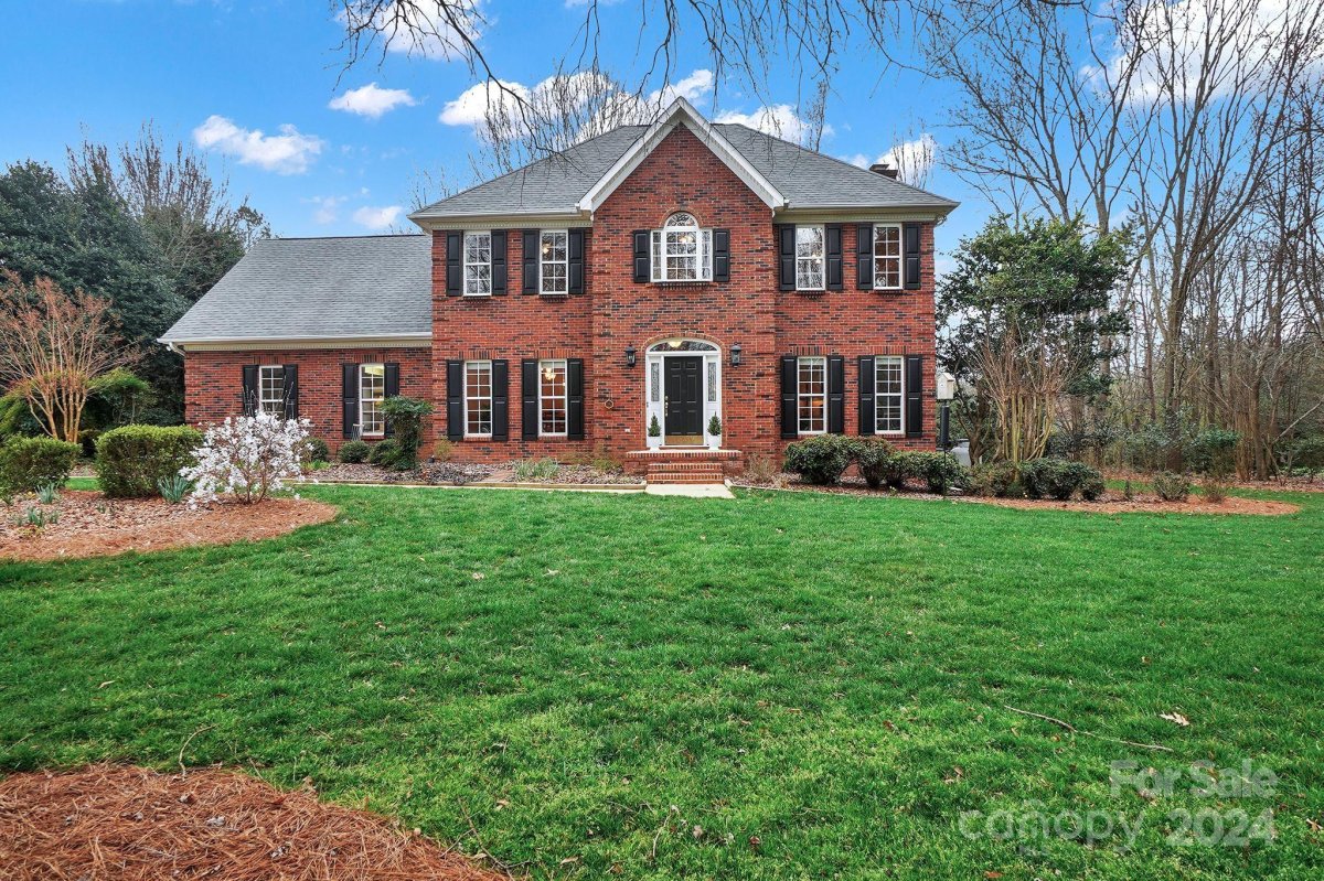 7021 Valleyview Court