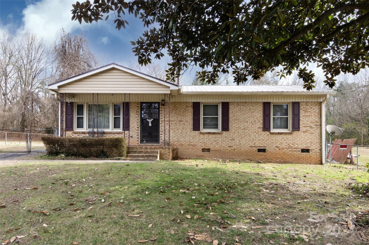 550 Belfast Drive