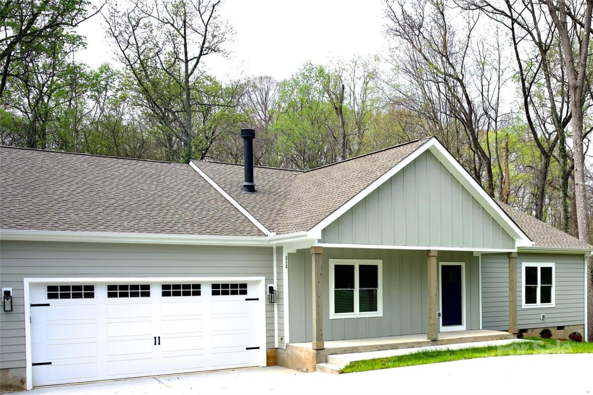 212 Waycross Drive