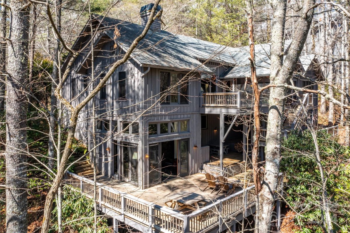 156 Cottage Drive
