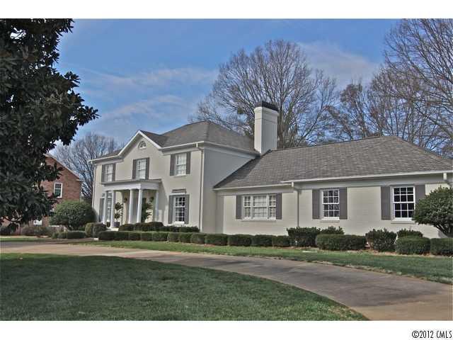 3811 Sherwood Circle