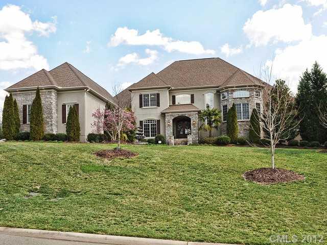 5913 Rolling Ridge Drive