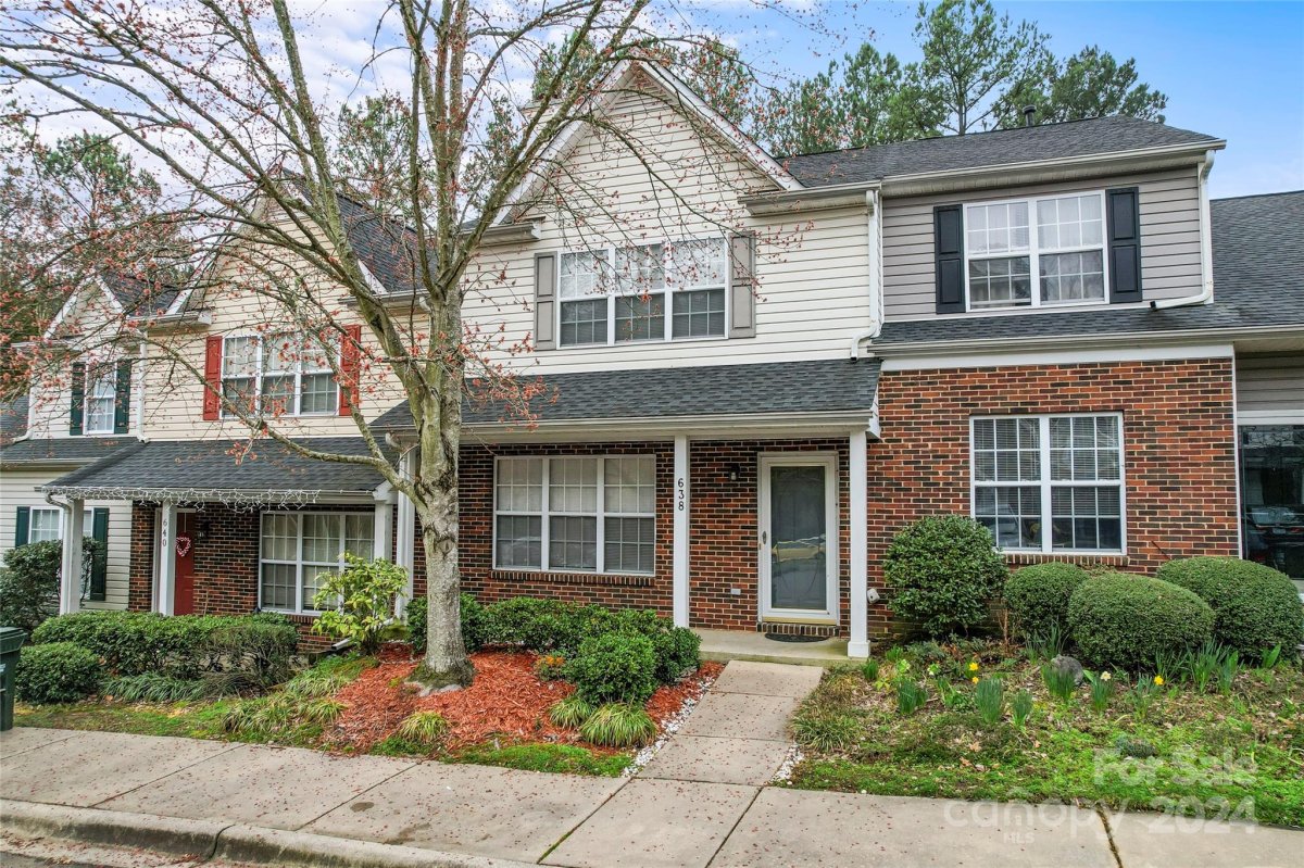 638 Emerald Cove Drive