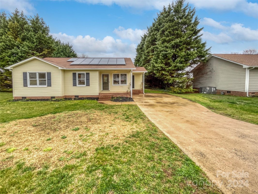 101 Windward Drive