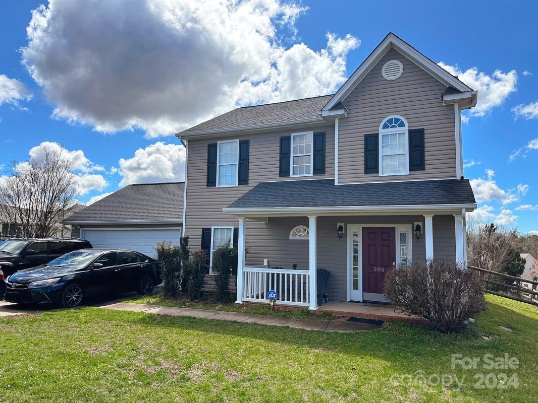 205 Ashton Bluff Circle