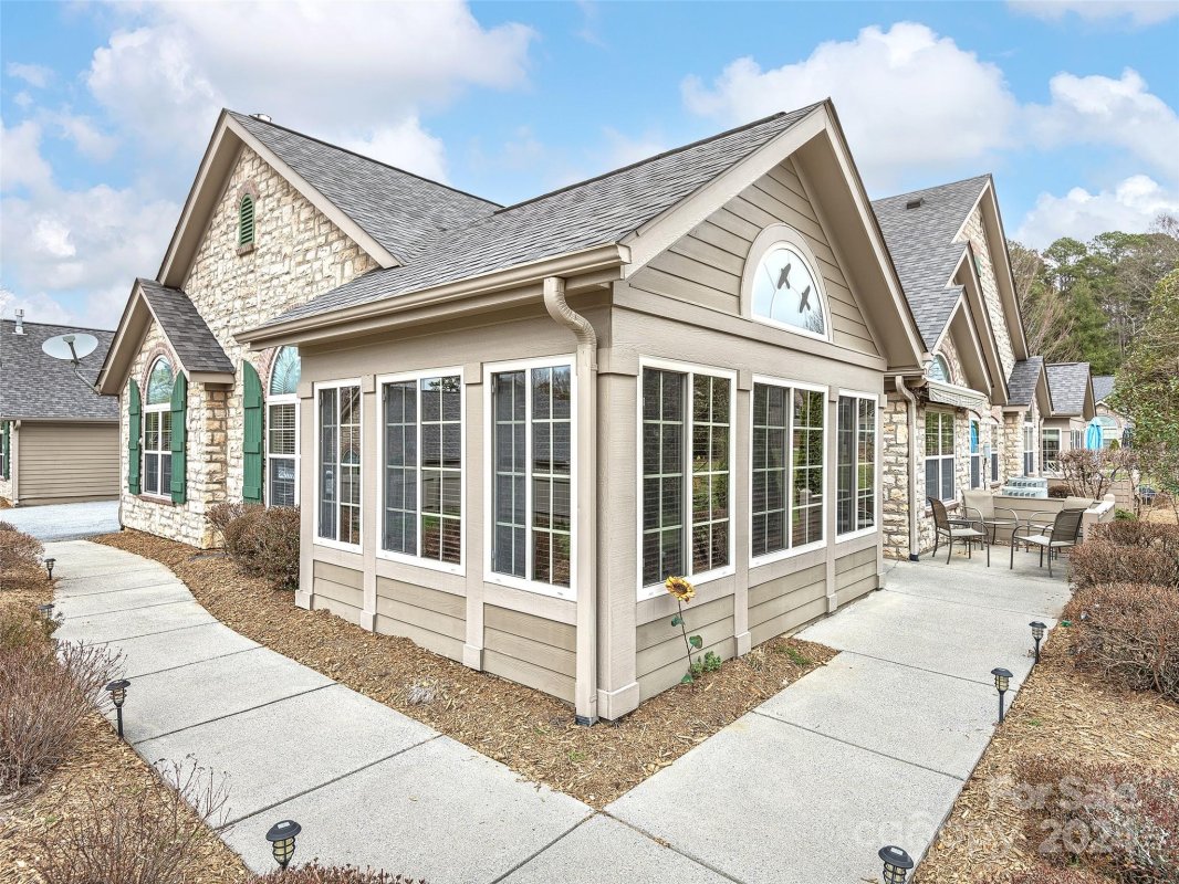 265 Summerfield Place