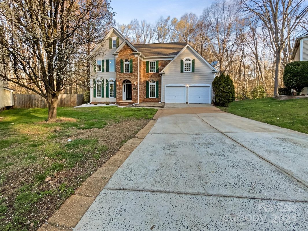 14802 Ashlight Drive