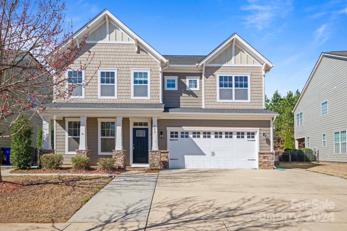 203 Blossom Ridge Drive