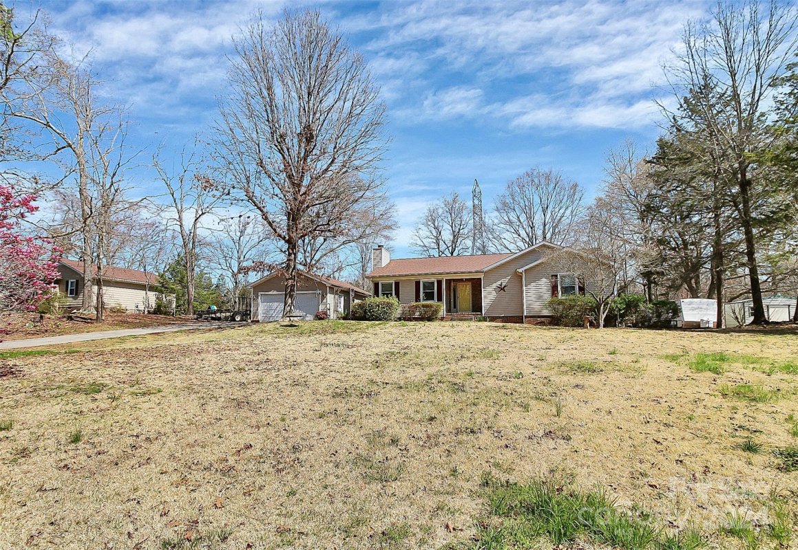 282 Acorn Court