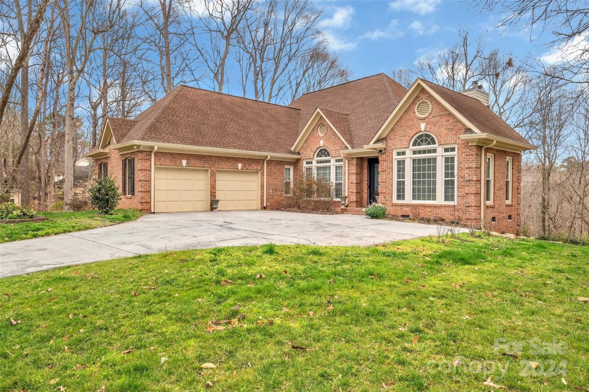 3627 Deruyter Circle