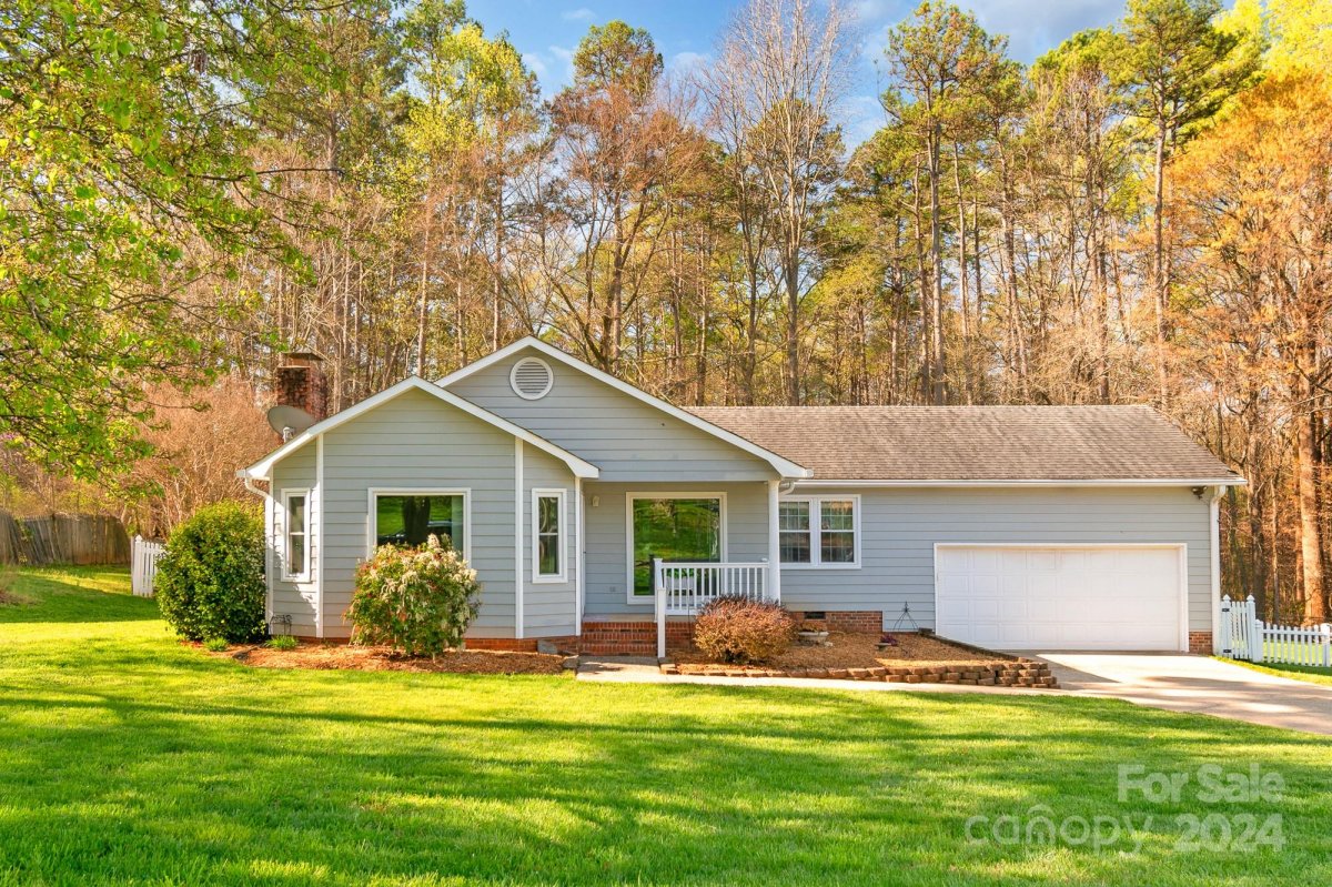 4568 Huntington Drive