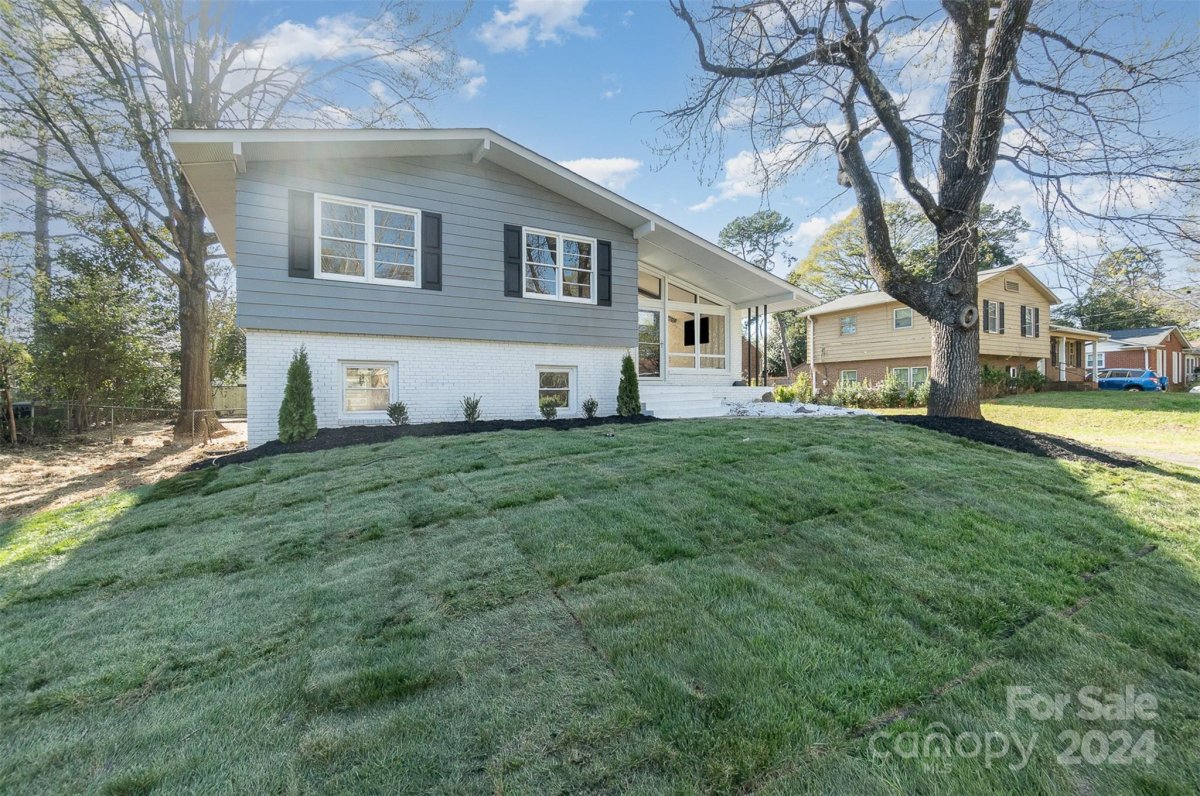 5110 Amity Place