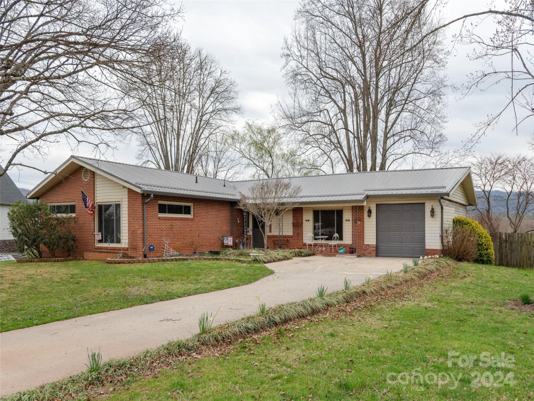 62 Broadview Circle