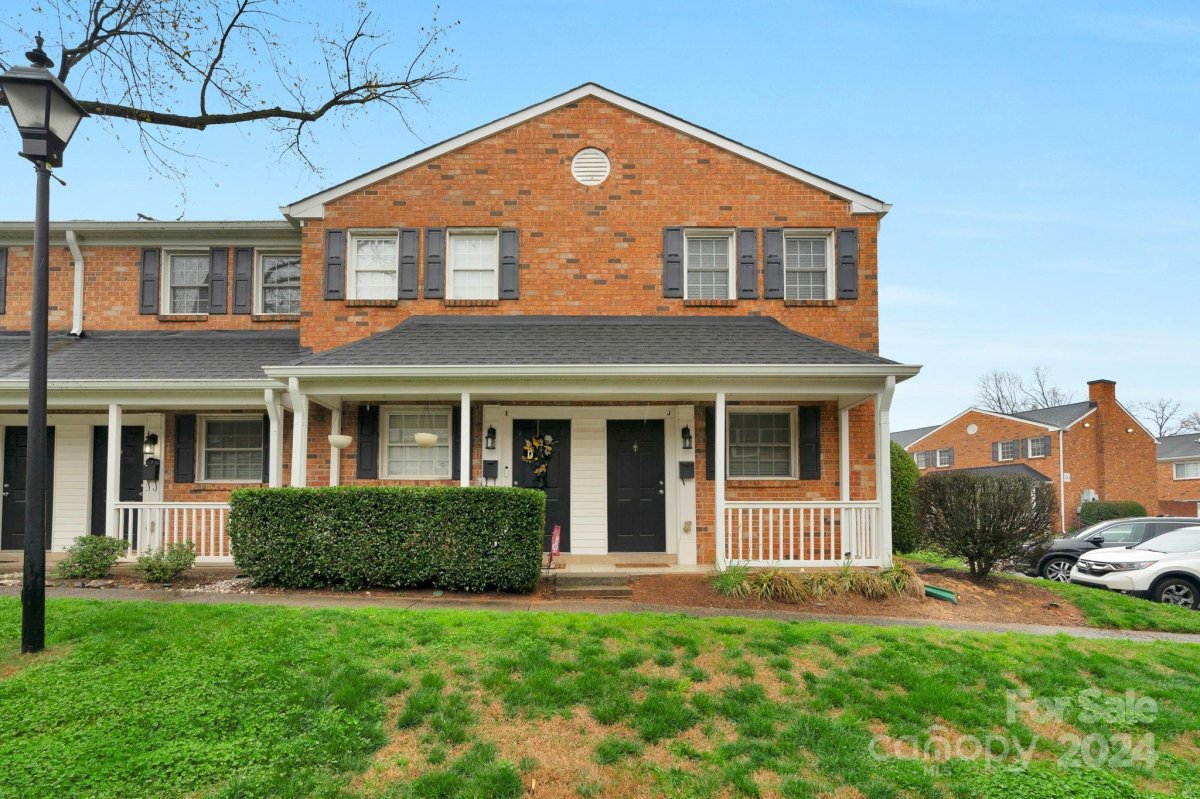 1330 Green Oaks Lane J