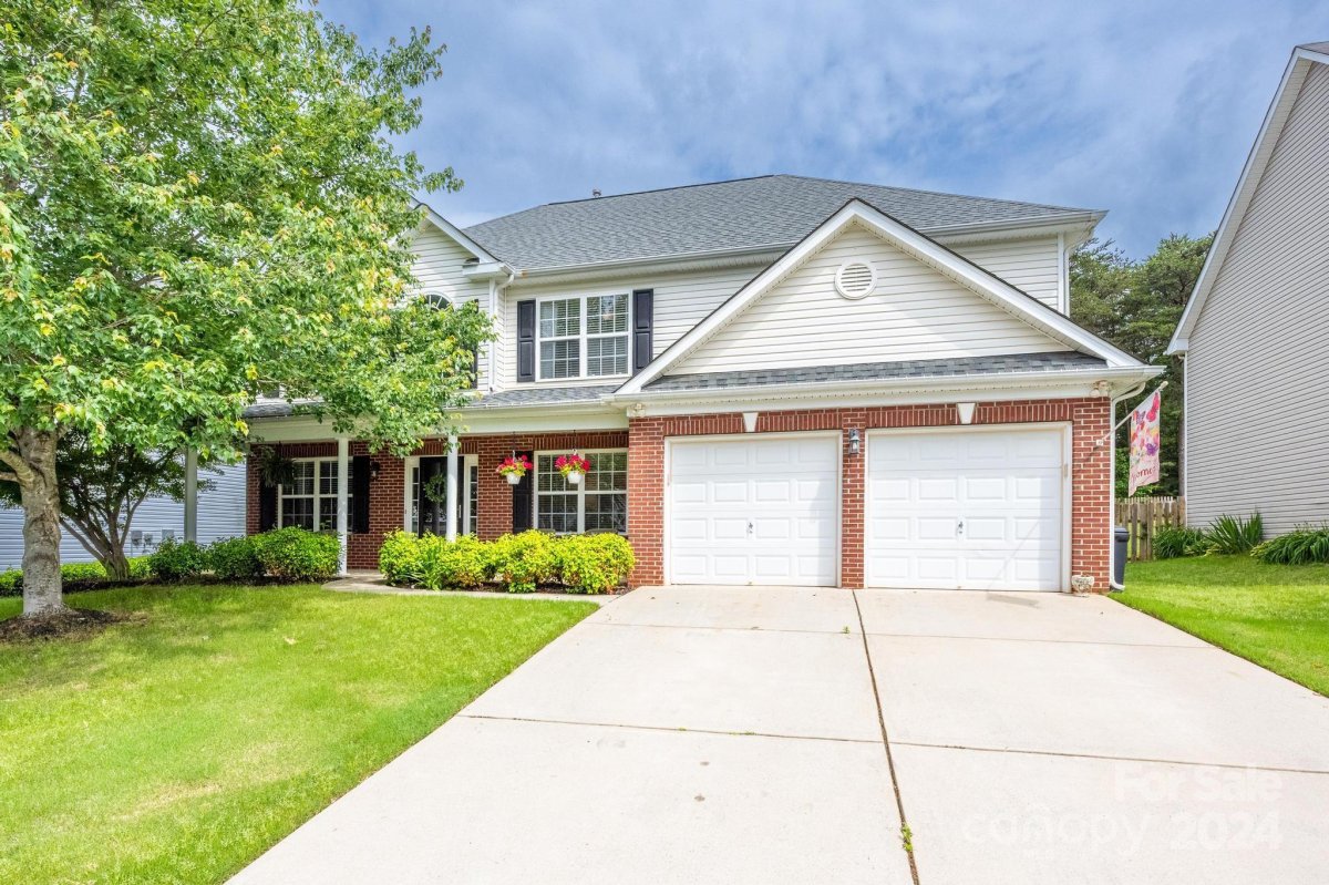 7661 Natalie Commons Drive