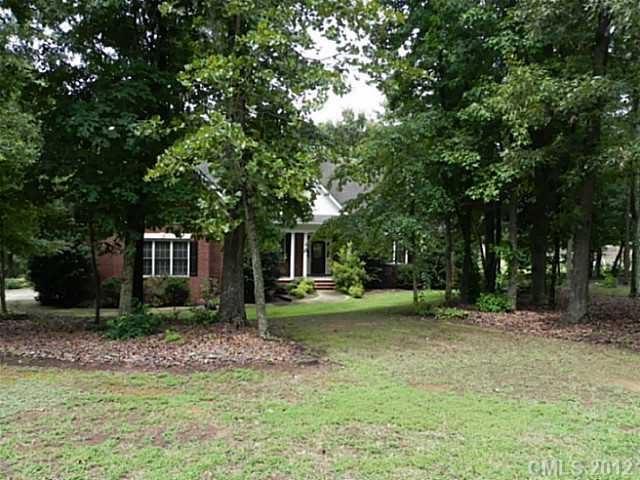 1006 Estate Lane