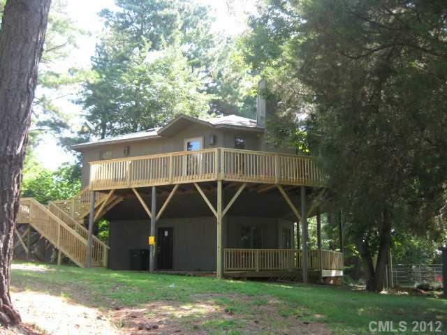 217 Shoreline Loop
