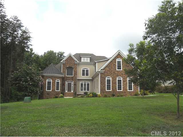 134 Poinsettia Lane
