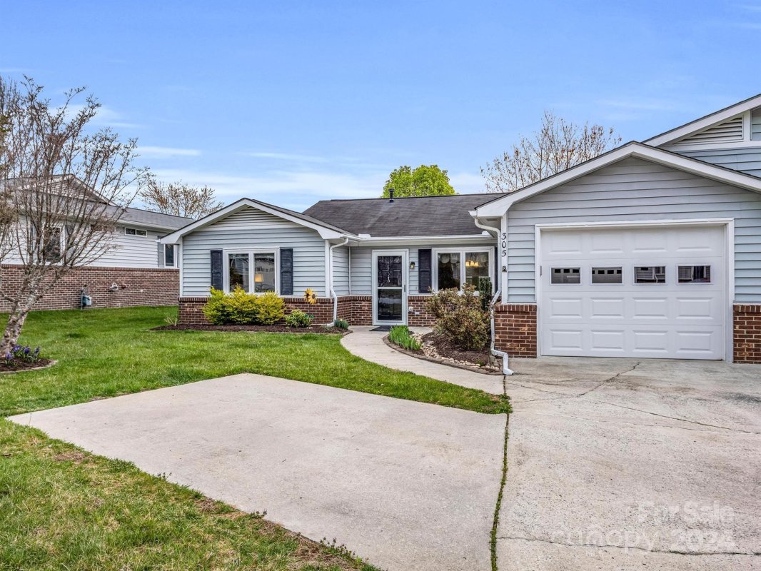 305 Dellford Court