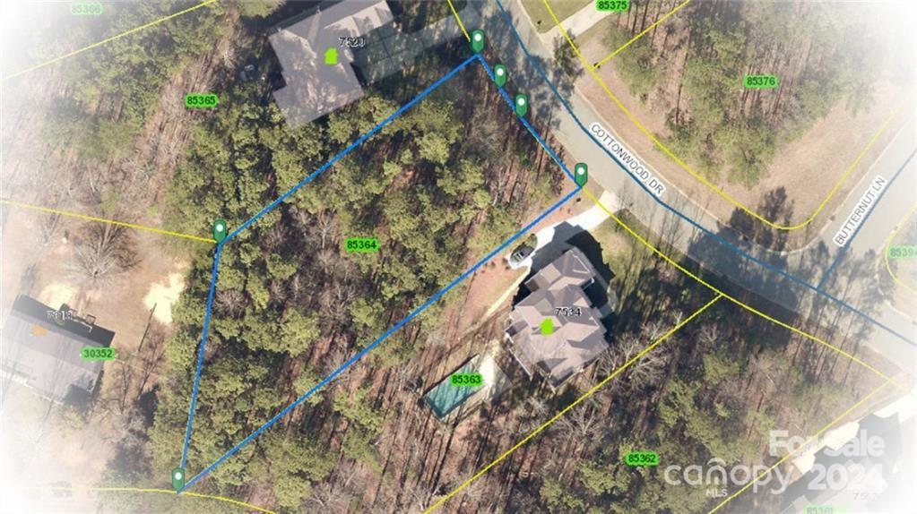 44 Cottonwood Drive