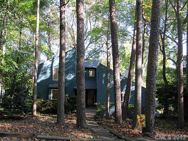 2801 Patio Lane